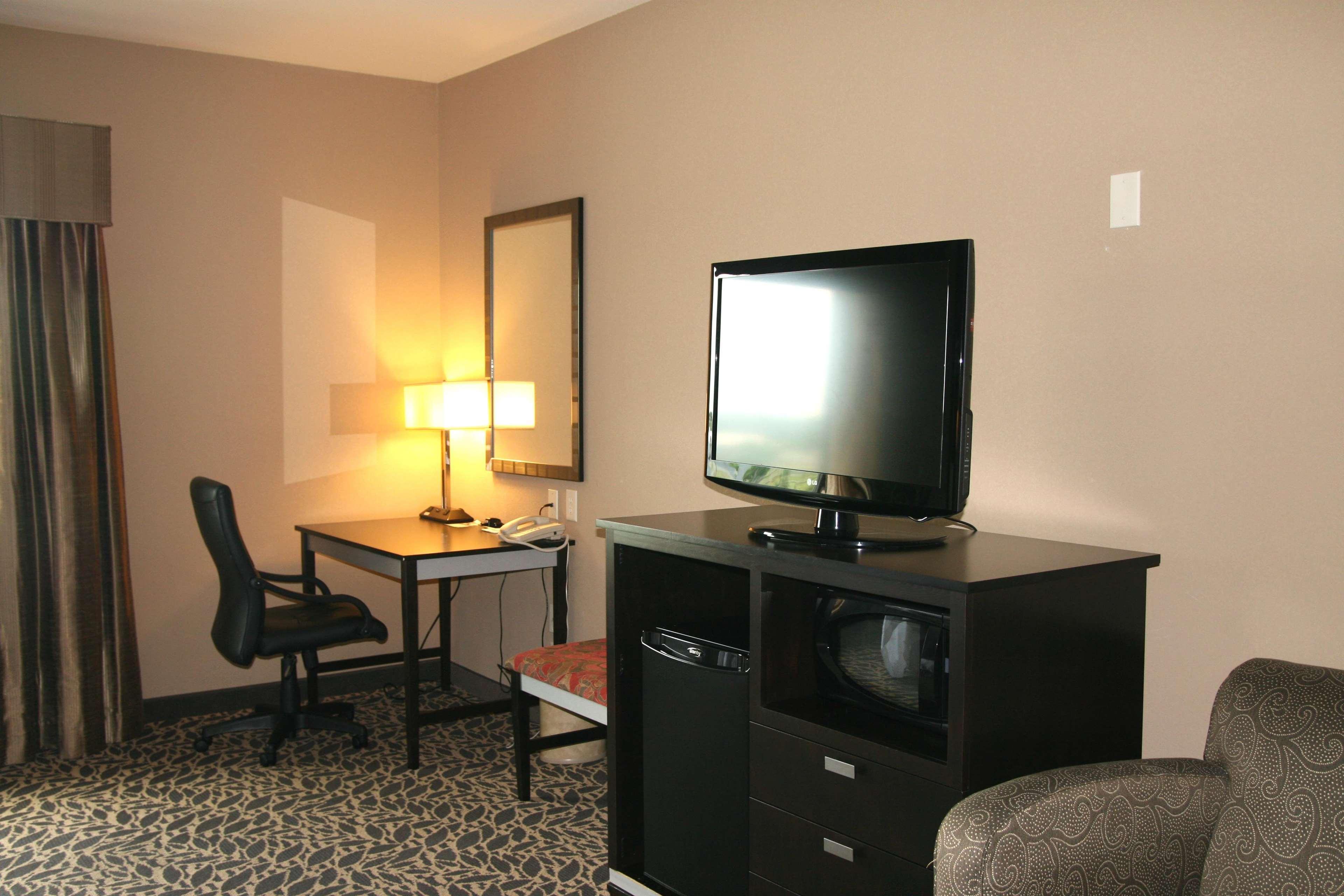 Hampton & Bay 3*