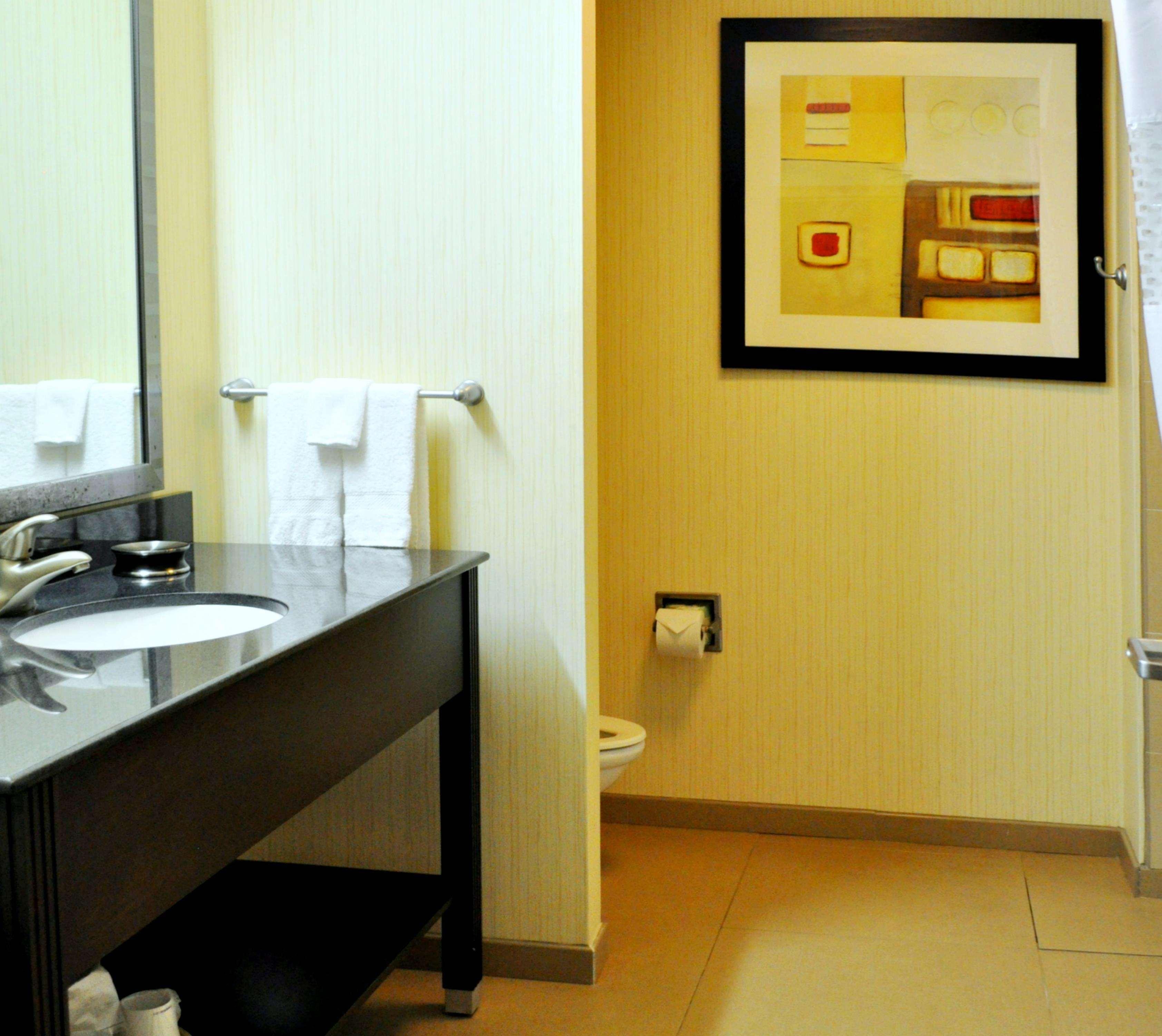Hampton & Bay Hotel 3*