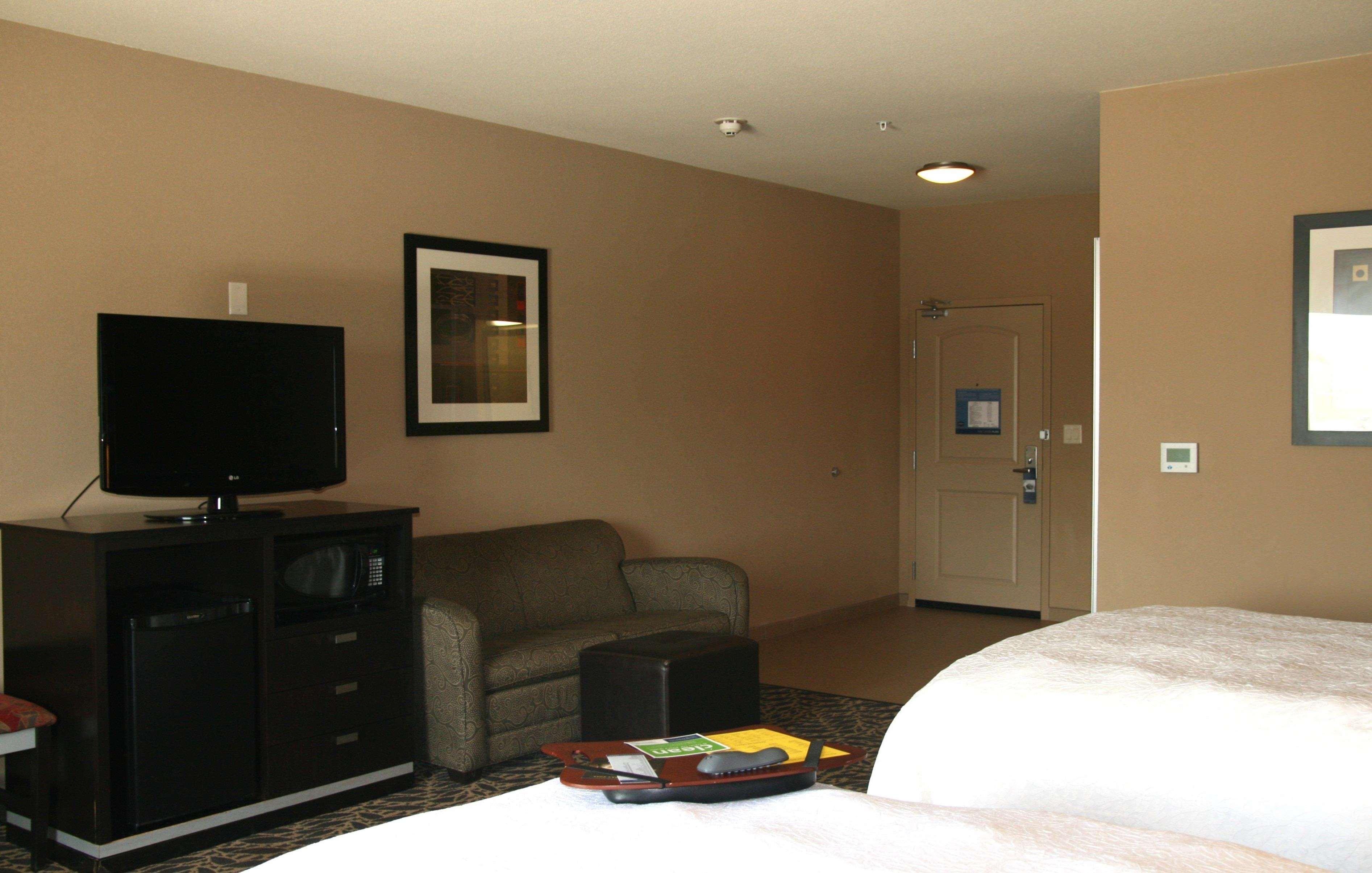 Hotel Hampton & Bay Bay City