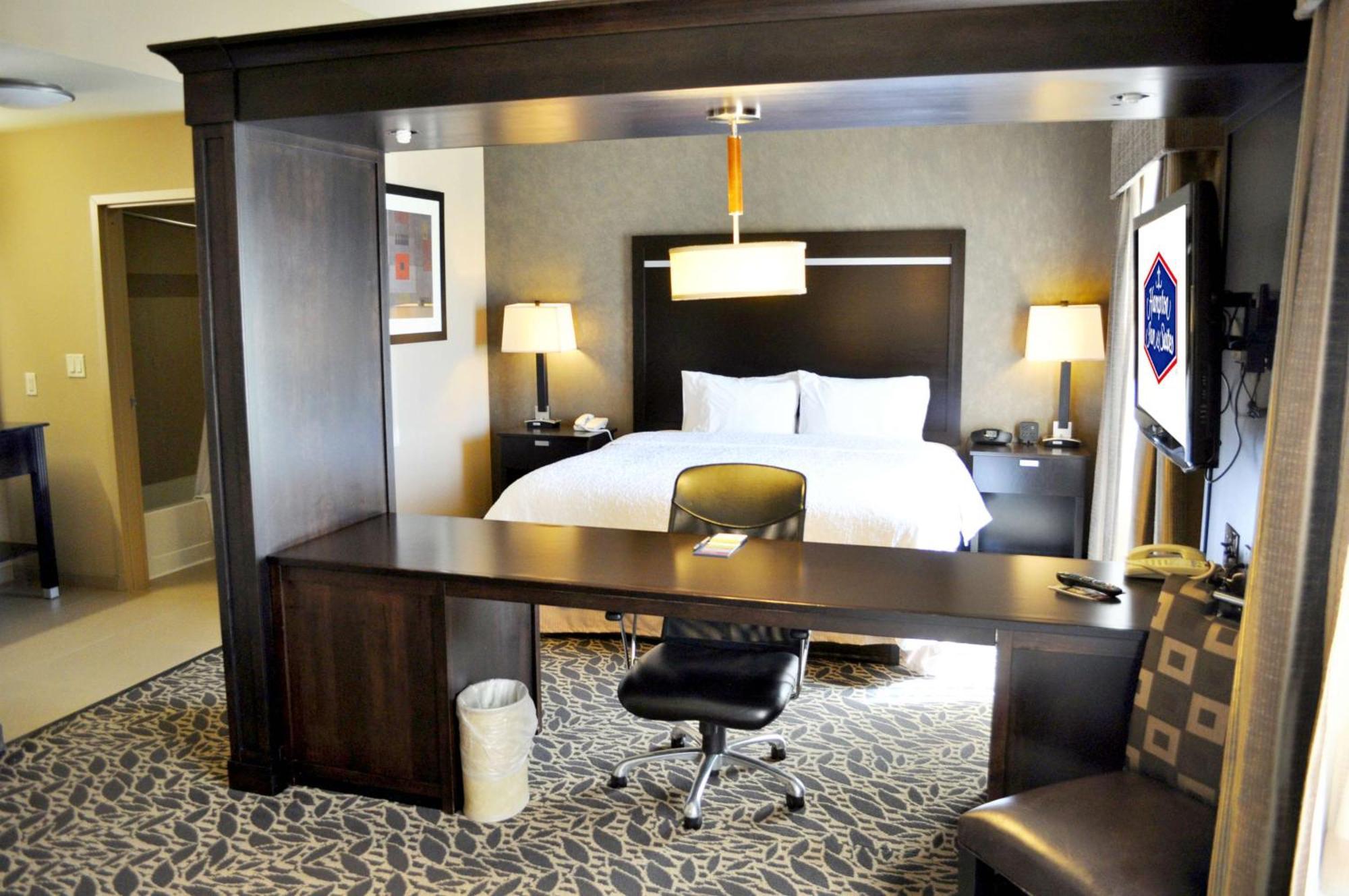 Hampton & Bay 3*